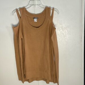 VENUS Camel Cold Shoulder Knit Top